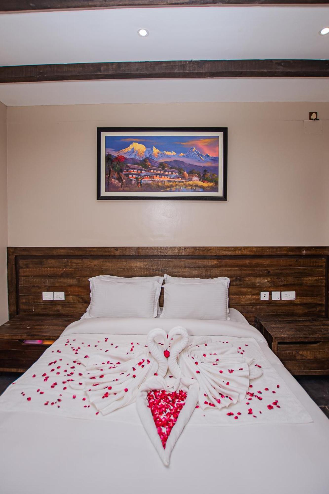 Raniban Retreat Hotel Pokhara Luaran gambar